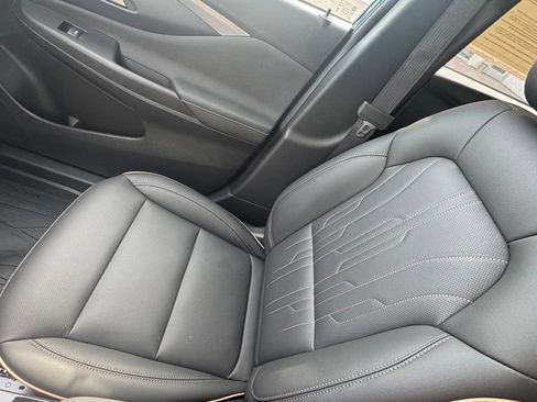 Used 2026 Buick Envista Avenir FWD image 25