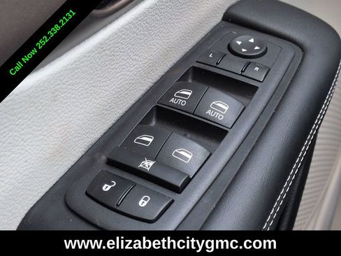 Used 2024 Chrysler Voyager LX FWD image 23