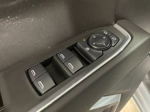 Used 2024 GMC Sierra 1500 Elevation image 19