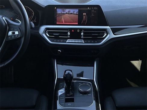 Used 2019 BMW 330i Sedan w/ Convenience Package image 19