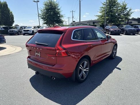 Used 2019 Volvo XC60 T5 Momentum w/ Multimedia Package FWD image 7