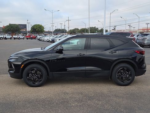 Used 2024 Chevrolet Blazer LT w/ Convenience Package FWD image 2