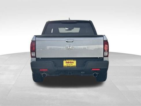 Certified 2022 Honda Ridgeline Sport image 6