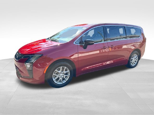 New 2027 Chrysler Pacifica Select FWD image 3