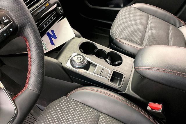 Used 2024 Ford Escape ST-Line w/ Tech Pack #1 AWD/4WD image 15
