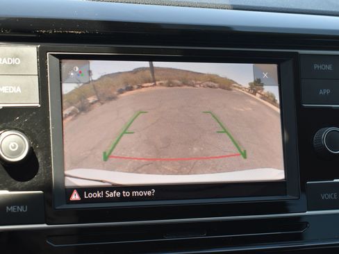 Used 2024 Volkswagen Taos S FWD image 11