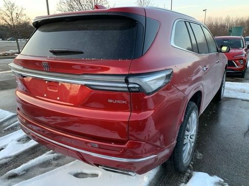 New 2026 Buick Enclave Avenir w/ Super Cruise Package FWD image 4
