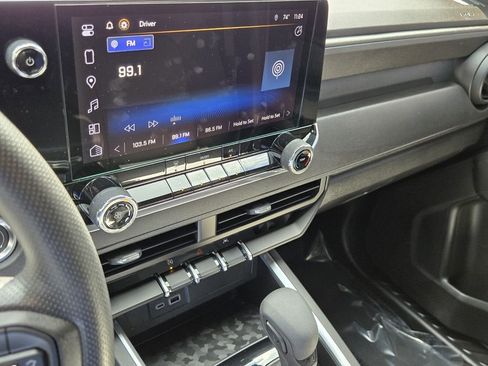 Used 2024 Chevrolet Colorado Trail Boss w/ Advanced Trailering Package image 21