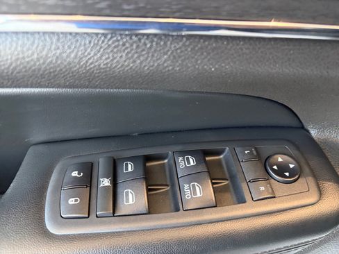 Used 2018 Jeep Grand Cherokee Limited AWD/4WD image 11