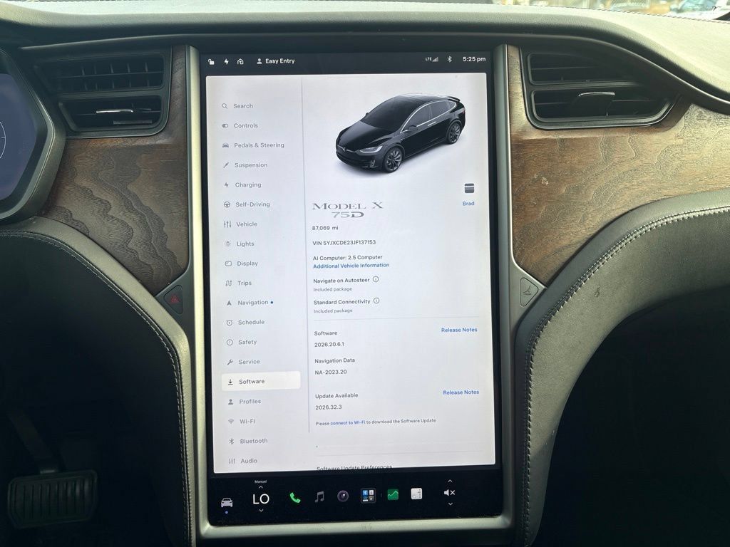Used 2018 Tesla Model X 75D AWD/4WD image 13