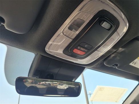 New 2025 Hyundai Elantra SEL image 22