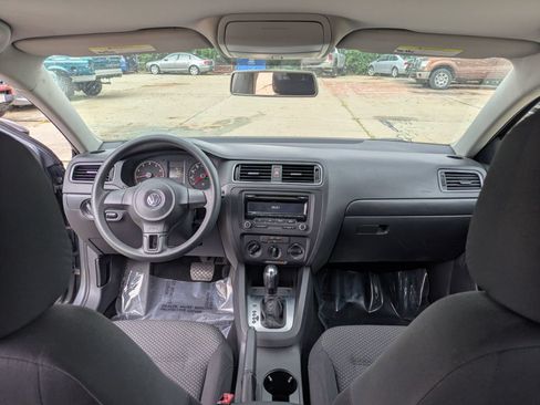 Used 2014 Volkswagen Jetta S FWD image 11