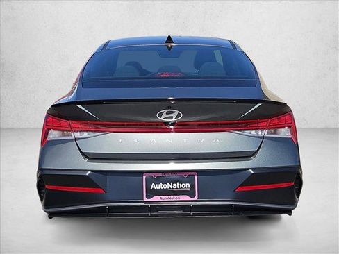 New 2026 Hyundai Elantra SEL Sport Premium image 8