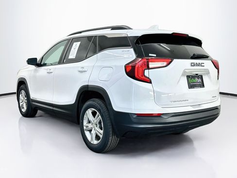 Used 2022 GMC Terrain SLE w/ Driver Convenience Package AWD/4WD image 5