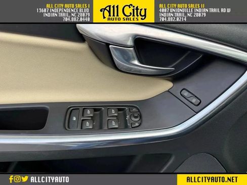 Used 2016 Volvo XC60 T5 Platinum image 24