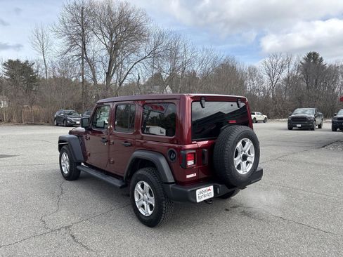 Used 2022 Jeep Wrangler Unlimited Sport w/ Sun And Sound Package image 9