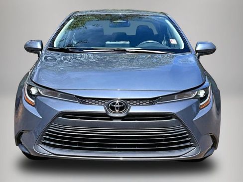 Used 2024 Toyota Corolla LE image 3