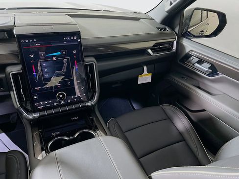 New 2026 GMC Yukon Elevation w/ Elevation Premium Package image 19