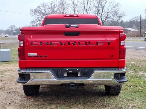 Used 2024 Chevrolet Silverado 1500 W/T w/ WT Value Package image 18