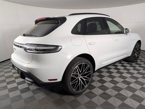New 2026 Porsche Macan AWD/4WD image 7