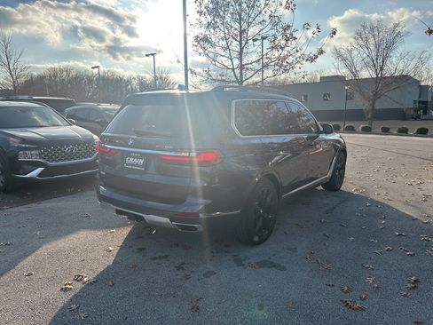 Used 2019 BMW X7 xDrive50i w/ Premium Package image 3