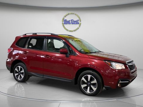 Used 2018 Subaru Forester 2.5i Premium AWD/4WD image 8