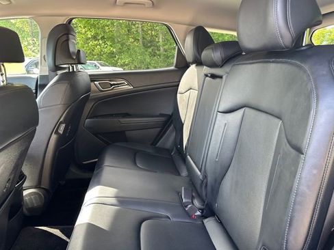 Used 2023 Kia Sportage EX AWD/4WD image 19