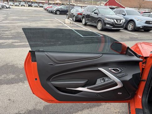 Used 2019 Chevrolet Camaro SS image 13