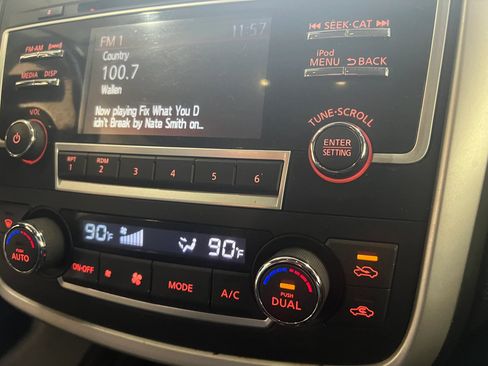 Used 2017 Nissan Altima 2.5 SV FWD image 22
