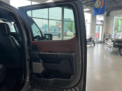Used 2021 Ford F150 Lariat AWD/4WD image 26