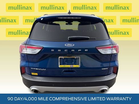 Used 2020 Ford Escape Titanium w/ Titanium Premium Package 2.0 AWD/4WD image 9