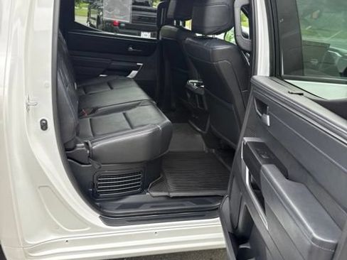Used 2024 Toyota Tundra Platinum AWD/4WD image 19