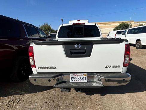 Used 2016 Nissan Frontier SV w/ SV Value Truck Package image 12