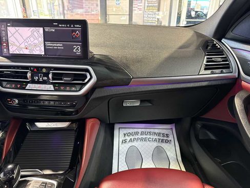 Used 2023 BMW X4 xDrive30i w/ M Sport Package image 19