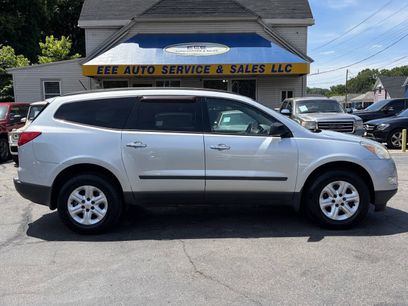 Used 2010 Chevrolet Traverse LS