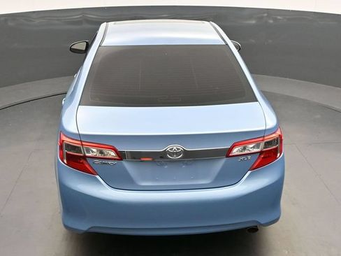 Used 2013 Toyota Camry XLE w/ Leather Pkg FWD image 21