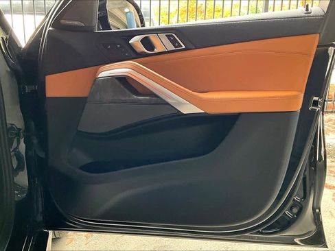 Used 2024 BMW X6 xDrive40i w/ Premium Package image 22