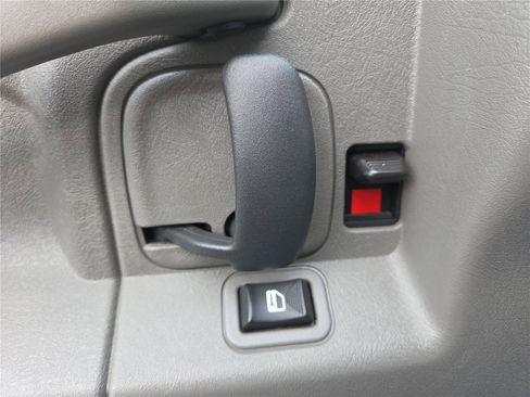 Used 2024 GMC Savana 2500 w/ Driver Convenience Package RWD image 10