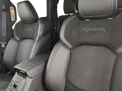 New 2025 Ford Bronco Raptor image 9