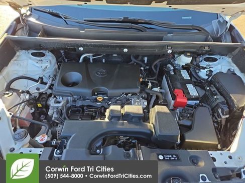 Used 2023 Toyota RAV4 XLE image 34