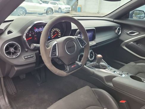 Used 2019 Chevrolet Camaro SS image 10