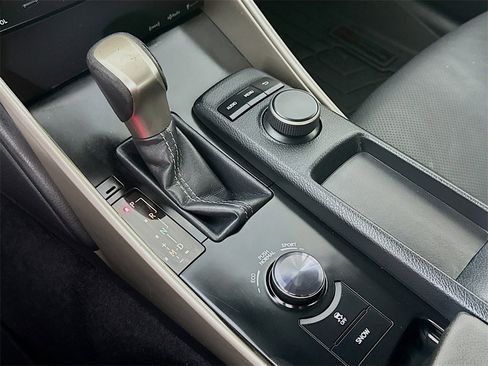 Used 2014 Lexus IS 250 image 19