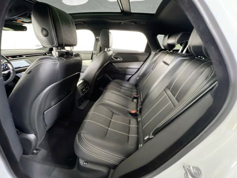Used 2021 Land Rover Range Rover Velar R-Dynamic S image 25