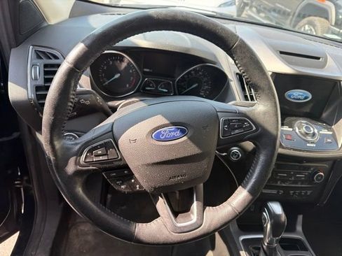 Used 2018 Ford Escape Titanium w/ Ford Safe & Smart Package AWD/4WD image 14