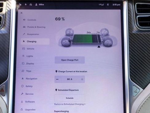 Used 2012 Tesla Model S Signature Performance image 27