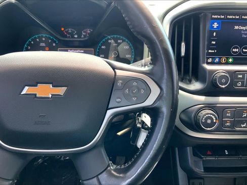 Used 2020 Chevrolet Colorado LT RWD image 24