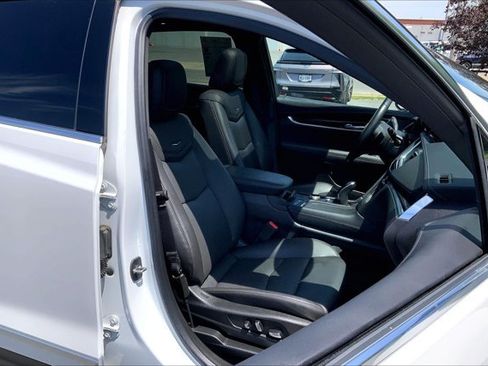 Used 2023 Cadillac XT5 Premium Luxury AWD/4WD image 6
