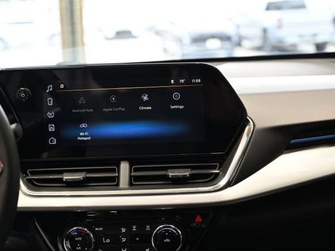 New 2026 Chevrolet Trax LT w/ Sunroof Package FWD image 15