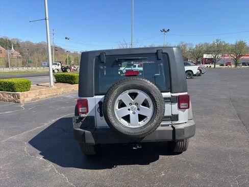 Used 2008 Jeep Wrangler X image 7