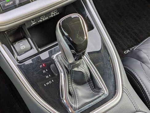 Used 2024 Subaru Outback Limited image 14